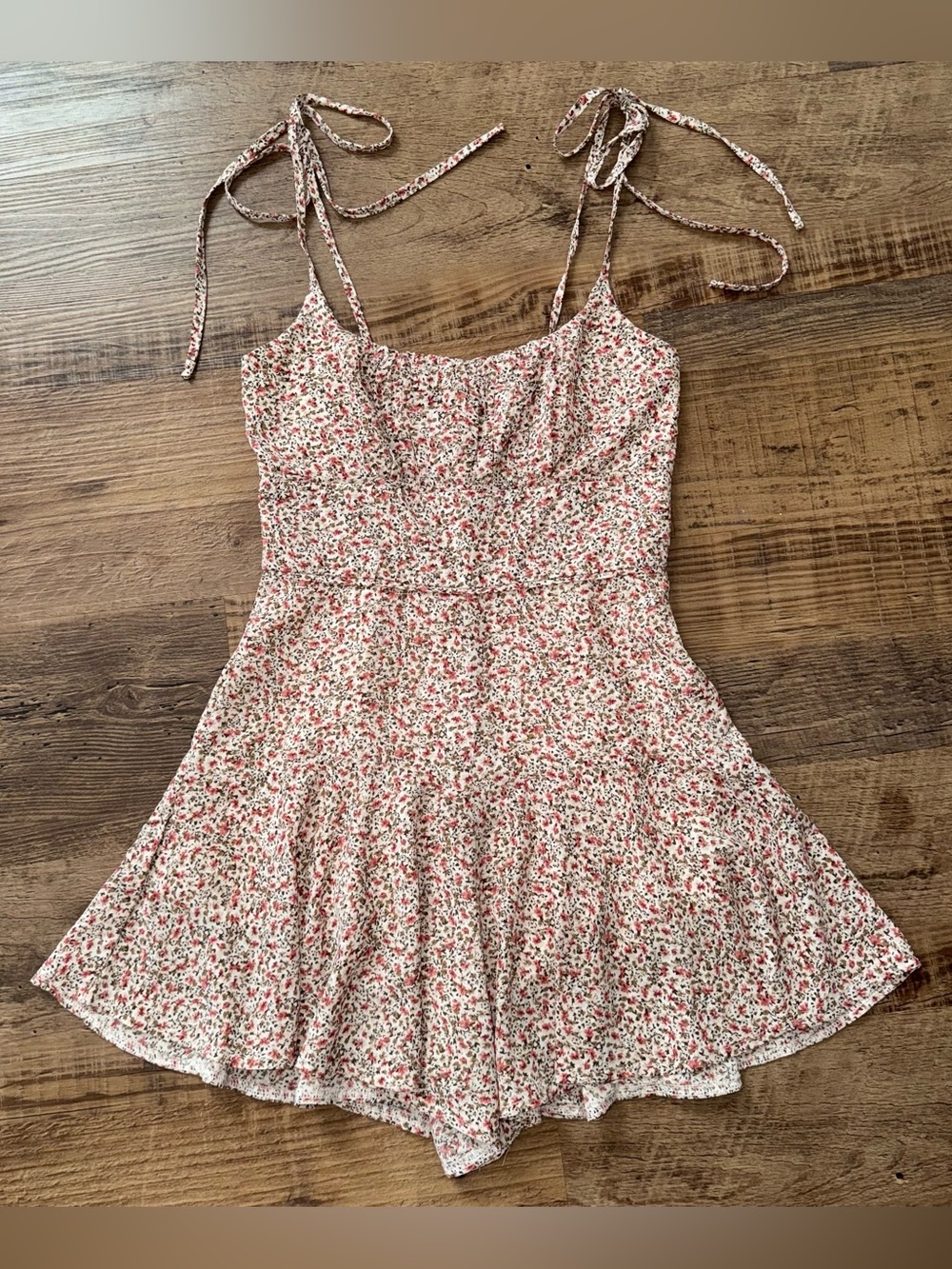 Princess Polly XS Floral Romper Tie Shoulder Cottagecore Mini Summer Boho Beach